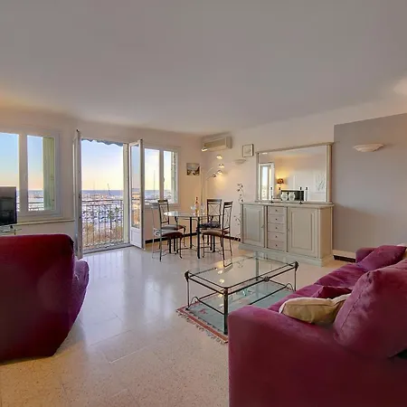 Appartement Spacieux 2 Pièces Vue Panoramique Sur Port De A1b47 Cannes